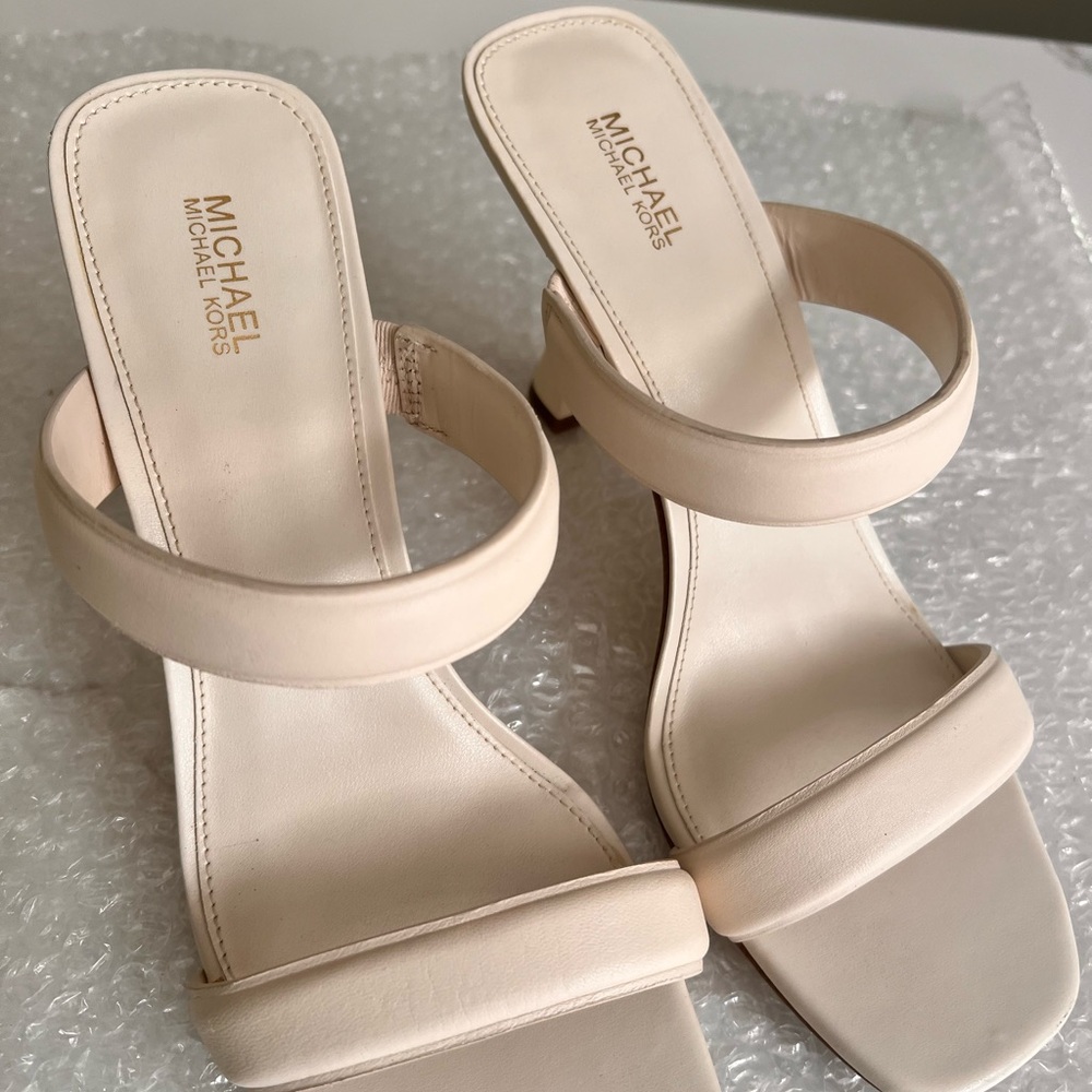 MICHAEL KORS - Picture 7 of 7